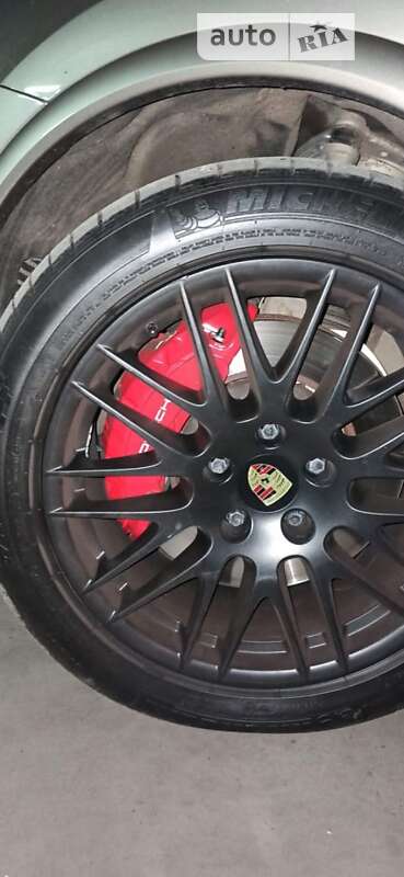 Porsche Cayenne 2016