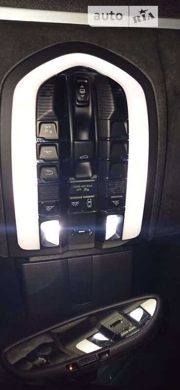 Porsche Cayenne 2016