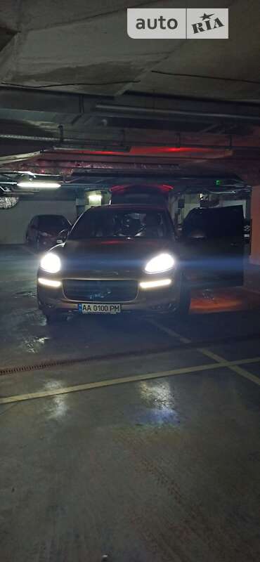 Porsche Cayenne 2016