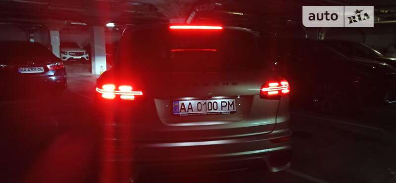 Porsche Cayenne 2016