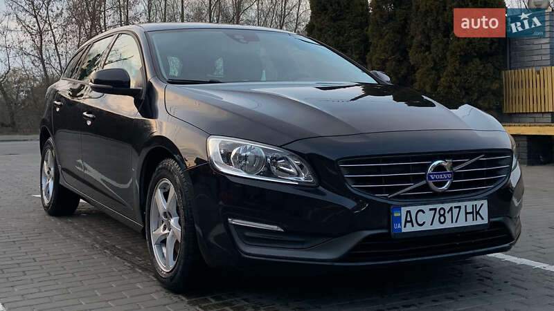 Volvo V60 2015