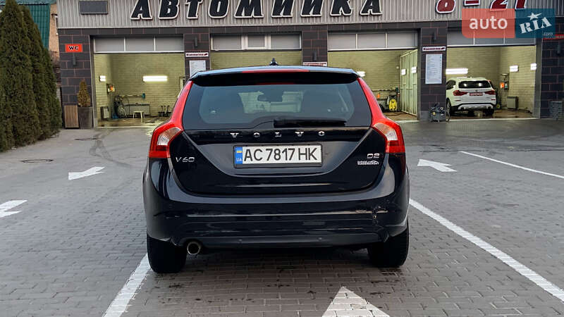 Volvo V60 2015