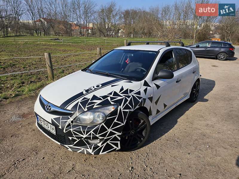 Hyundai-17