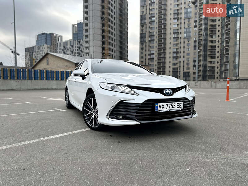 Toyota Camry 2022