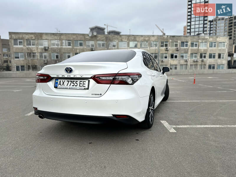 Toyota Camry 2022