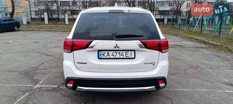 Mitsubishi Outlander 2017