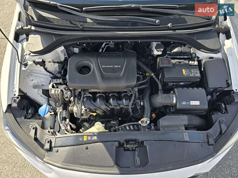 Hyundai-51