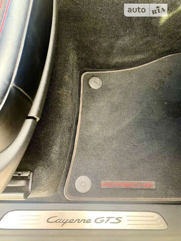 Porsche Cayenne 2016