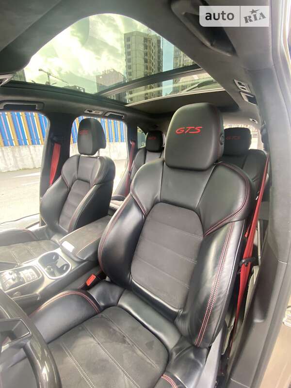 Porsche Cayenne 2016