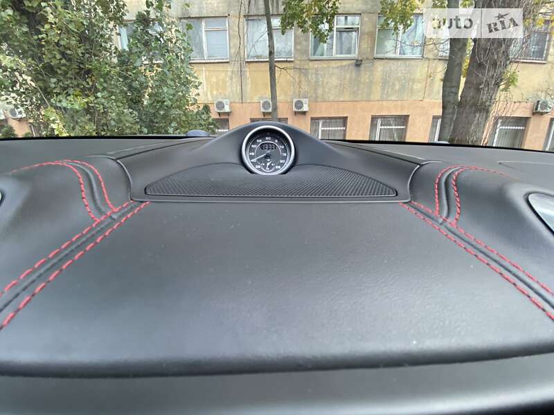 Porsche Cayenne 2016