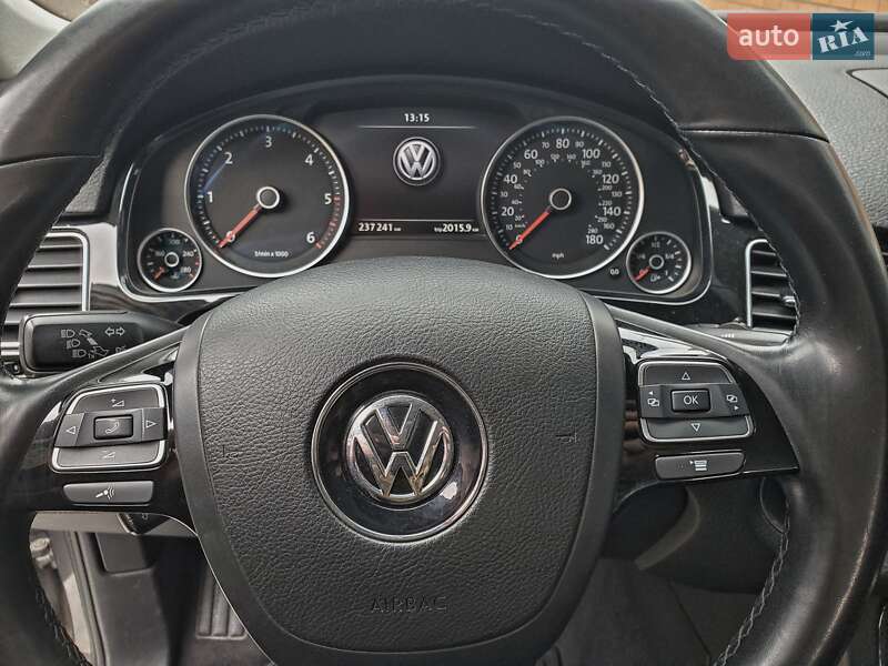 Volkswagen Touareg 2011