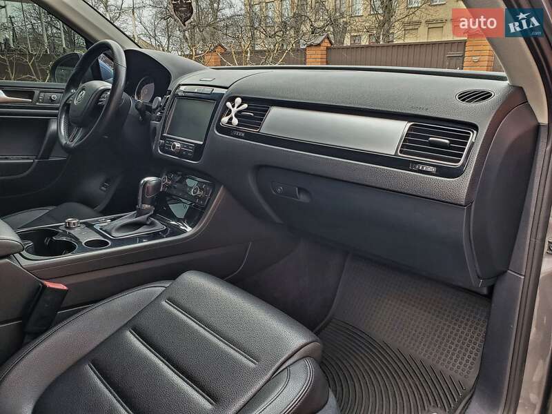 Volkswagen Touareg 2011