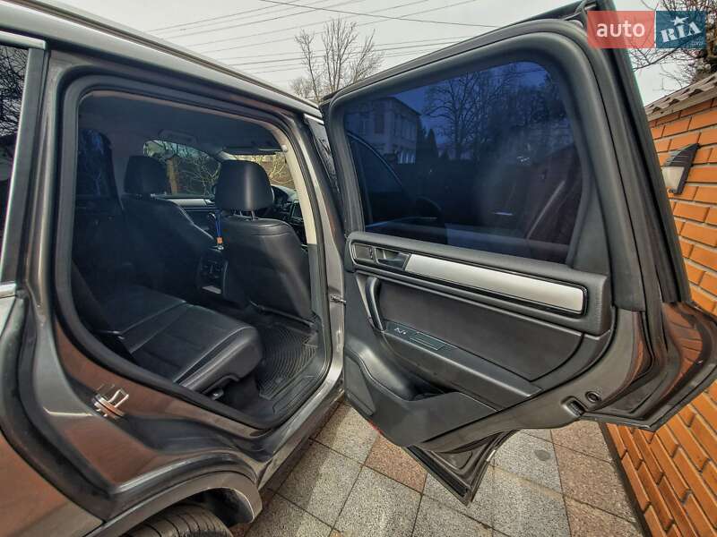 Volkswagen Touareg 2011