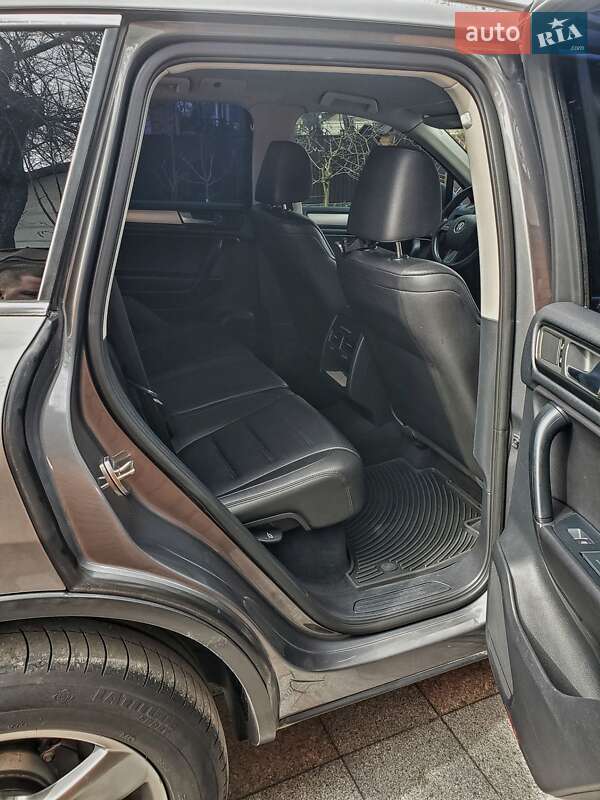 Volkswagen Touareg 2011