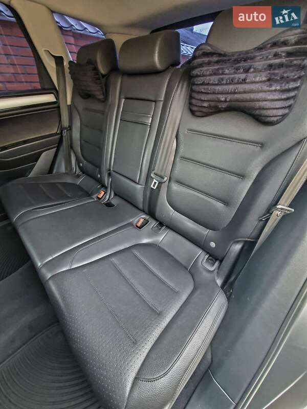 Volkswagen Touareg 2011