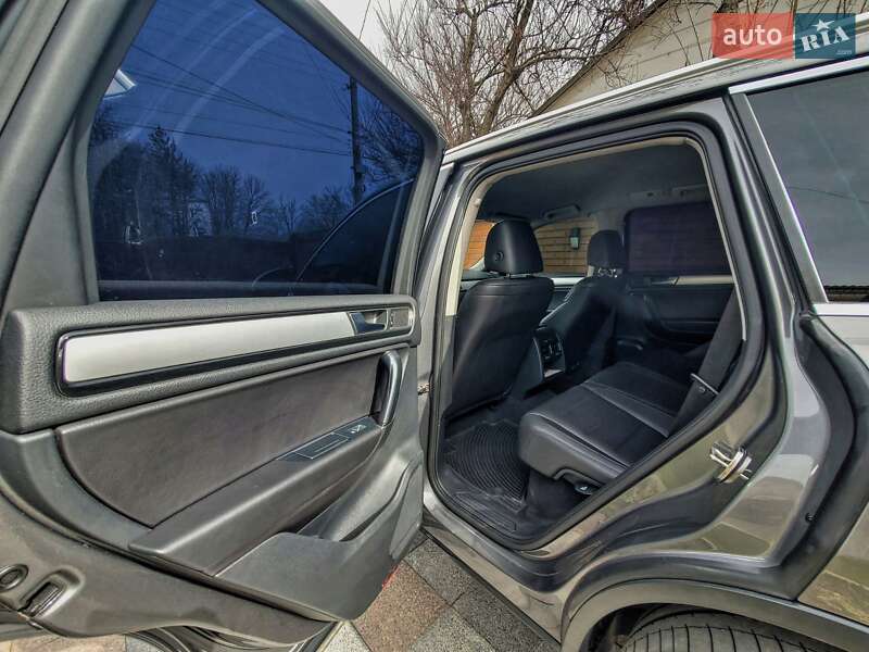 Volkswagen Touareg 2011