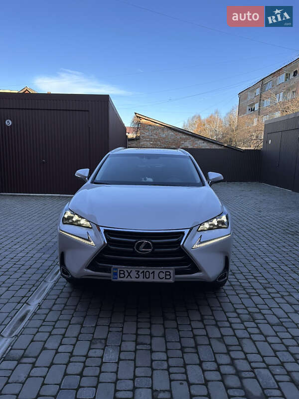 Lexus-3