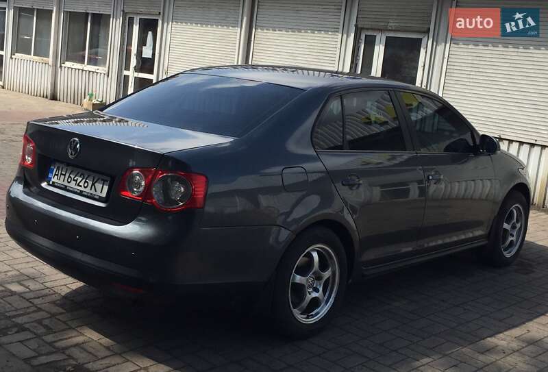 Volkswagen Jetta 2008