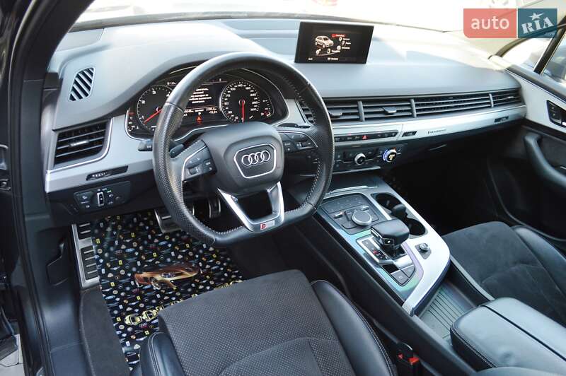 Audi-45