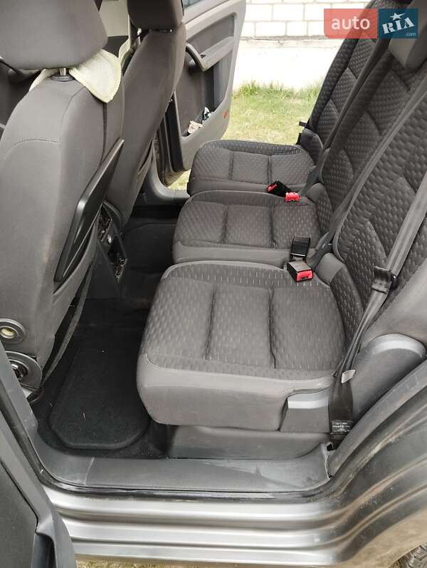 Volkswagen Touran 2007