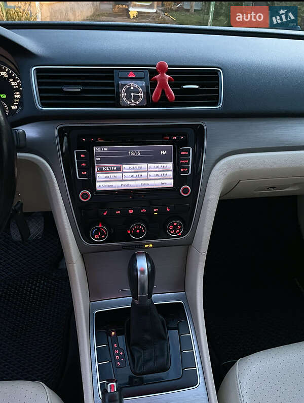 Volkswagen Passat 2014