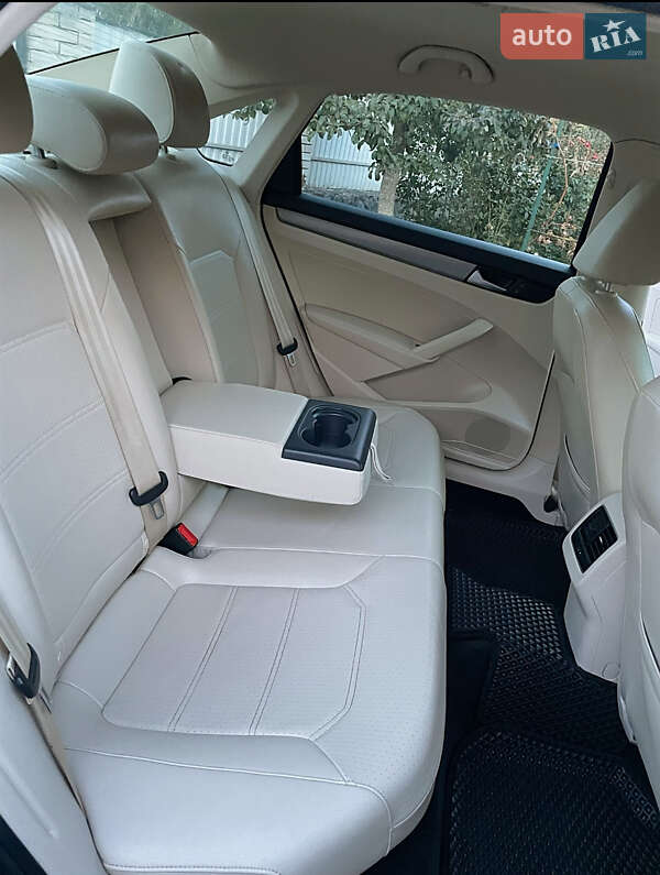 Volkswagen Passat 2014