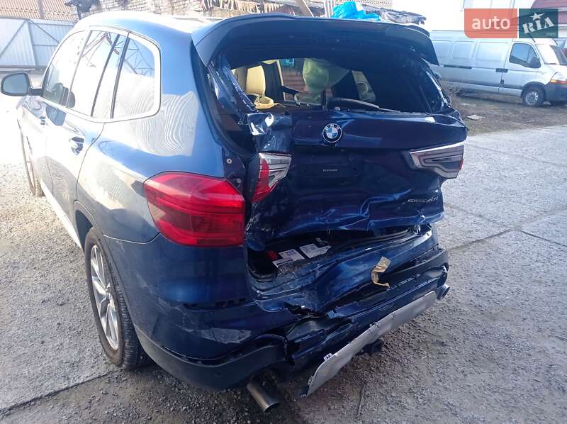 BMW-22