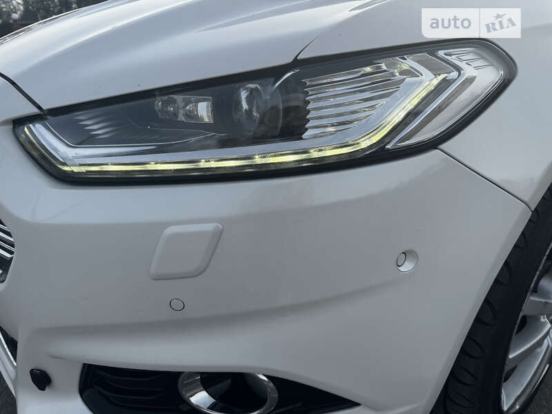 Ford Mondeo 2015
