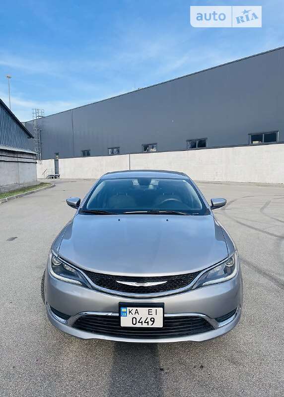 Chrysler 200 2015