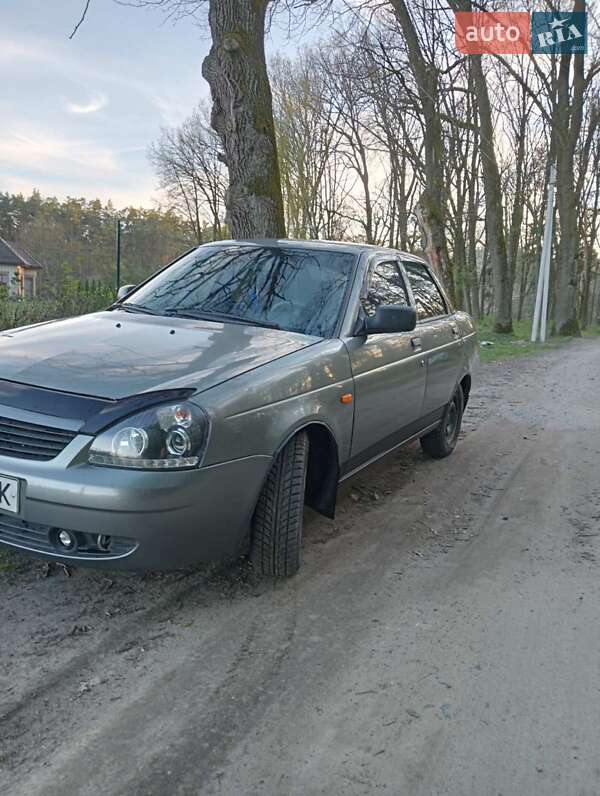 ВАЗ / Lada-12