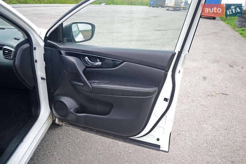 Nissan Rogue Sport 2017