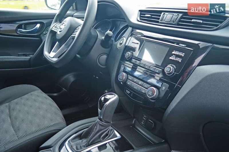 Nissan Rogue Sport 2017