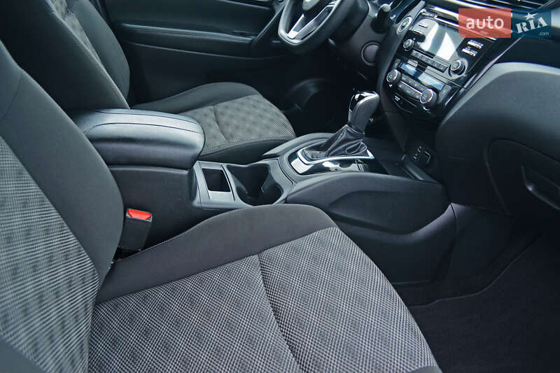 Nissan Rogue Sport 2017