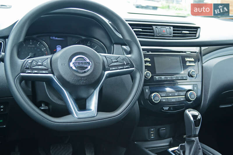 Nissan Rogue Sport 2017