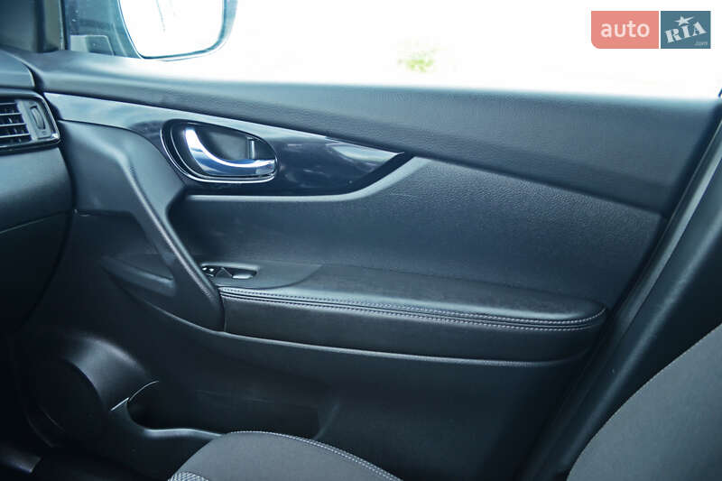 Nissan Rogue Sport 2017