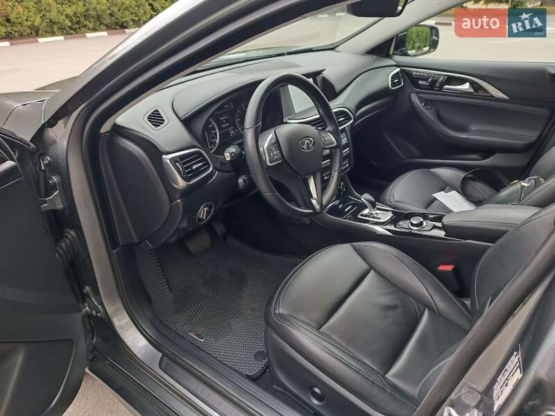 Infiniti-27