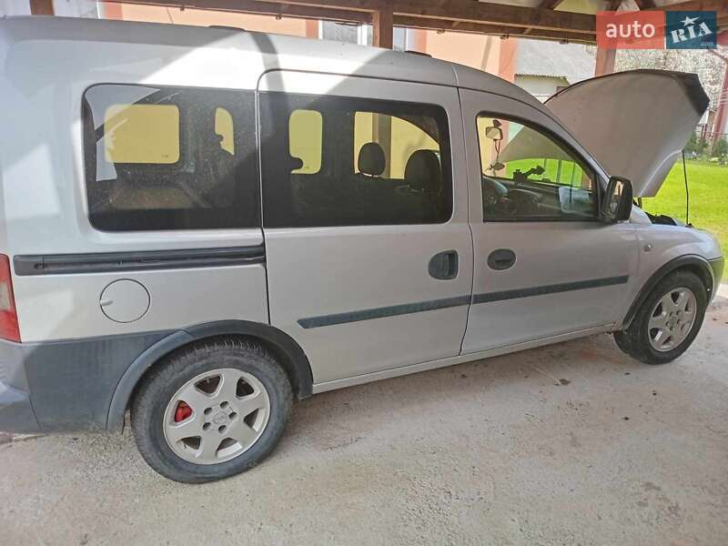 Opel Combo 2009