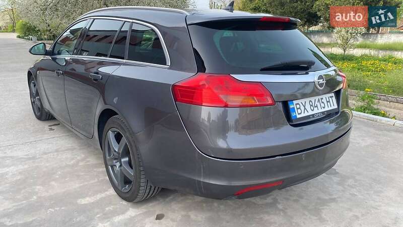 Opel Insignia 2011