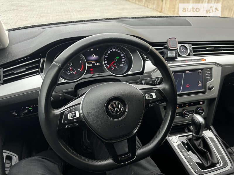 Volkswagen Passat 2015