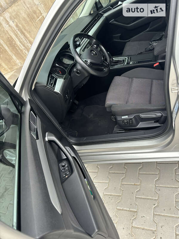 Volkswagen Passat 2015