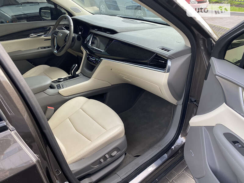 Cadillac XT6 2019