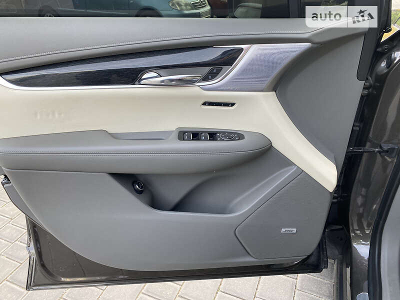 Cadillac XT6 2019