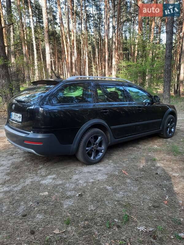 Skoda Octavia Scout 2011