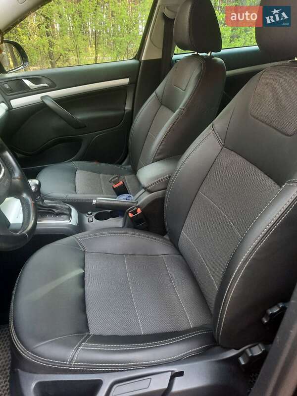 Skoda Octavia Scout 2011