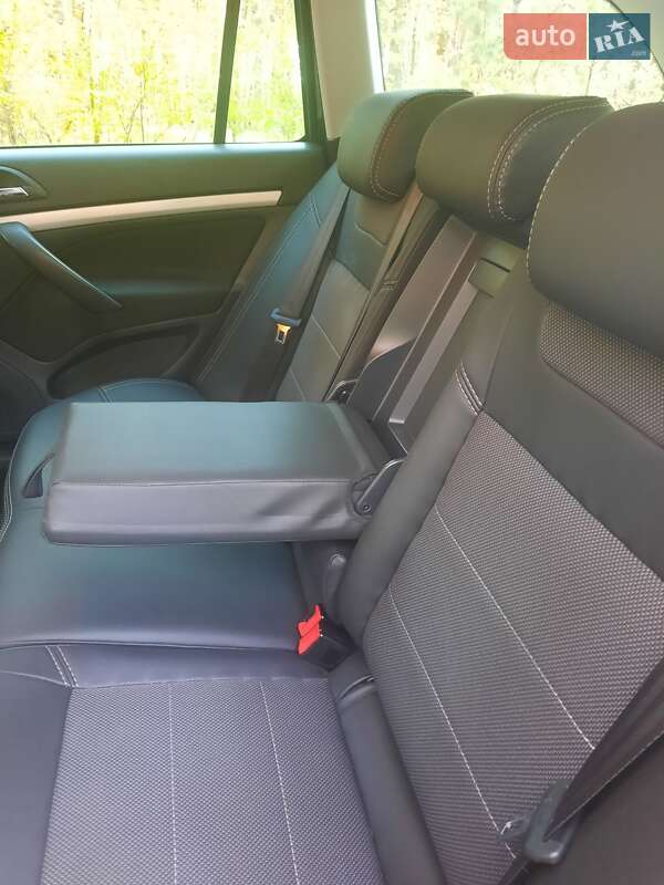 Skoda Octavia Scout 2011