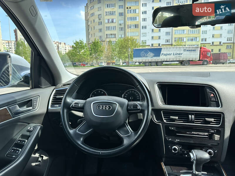 Audi-30