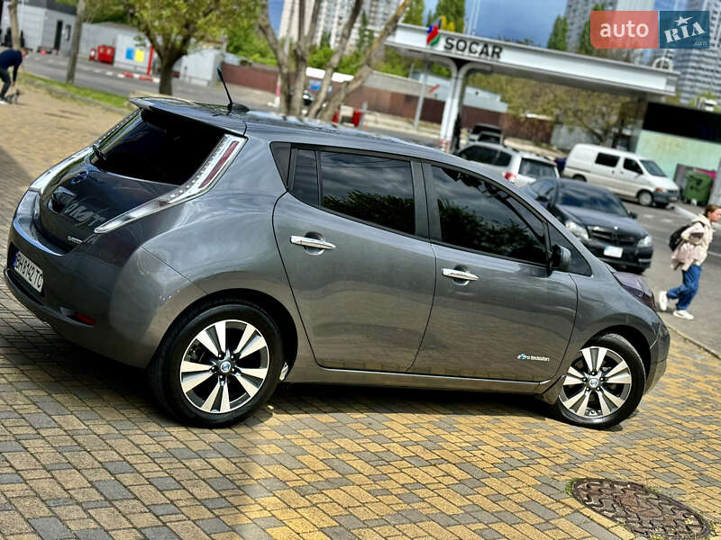Nissan-8