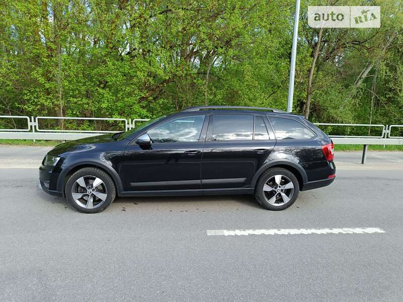 Skoda Octavia Scout 2016