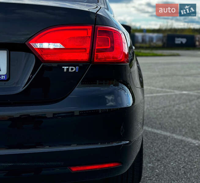 Volkswagen Jetta 2014