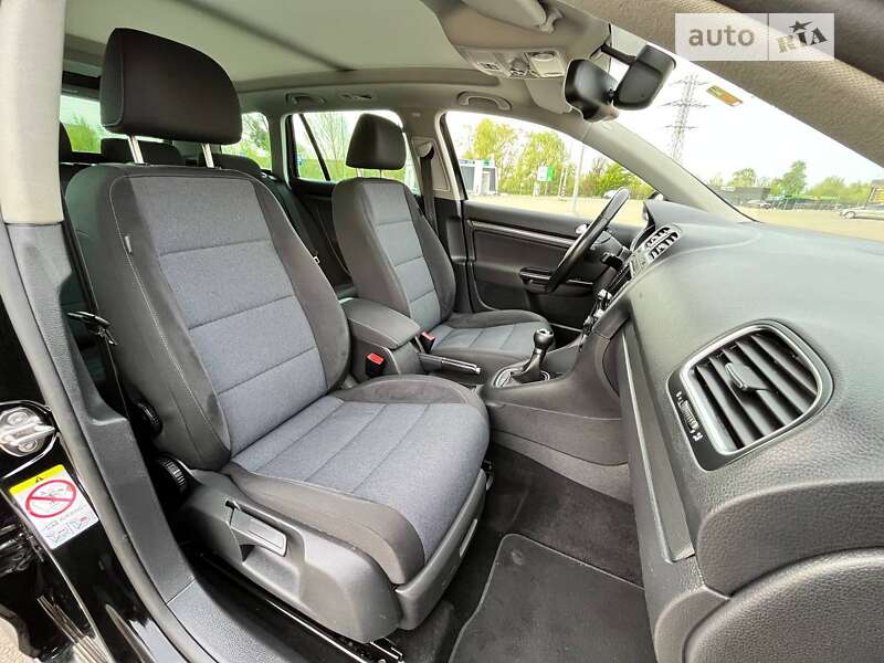 Volkswagen Golf 2011